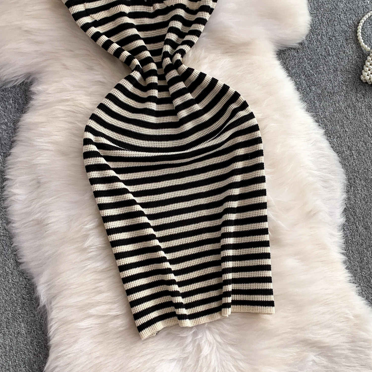 New Summer Women O-neck Sleeveless Knitted Dress Metal Button Double Pokets Striped Elastic Slim Vest Dress Office Lady Outfits