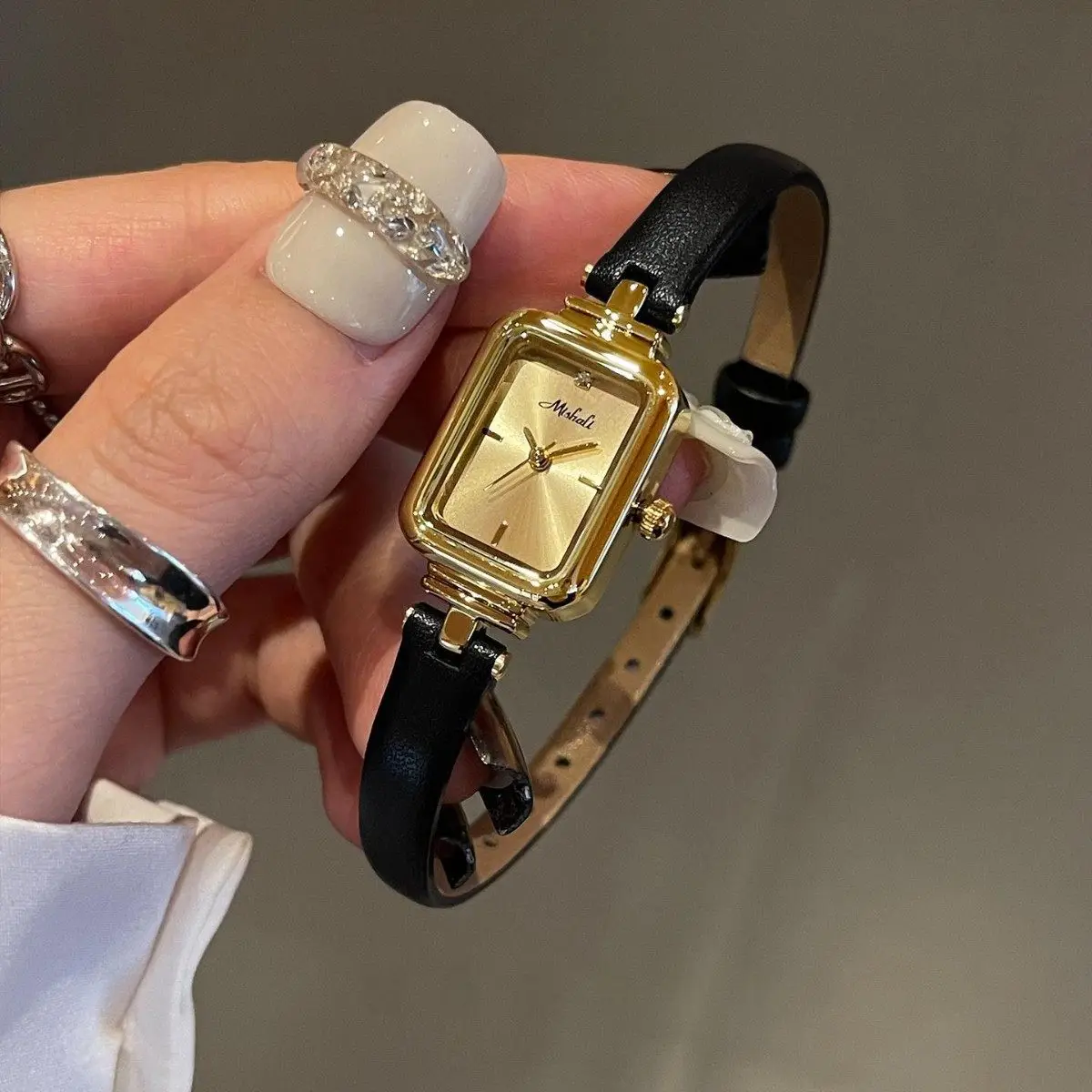 Small Dial Women'S Watch, 2026 New Model, Luxurious And Simple Square Quartz Watch For Women, High-Quality Ladies' Wristwatch.