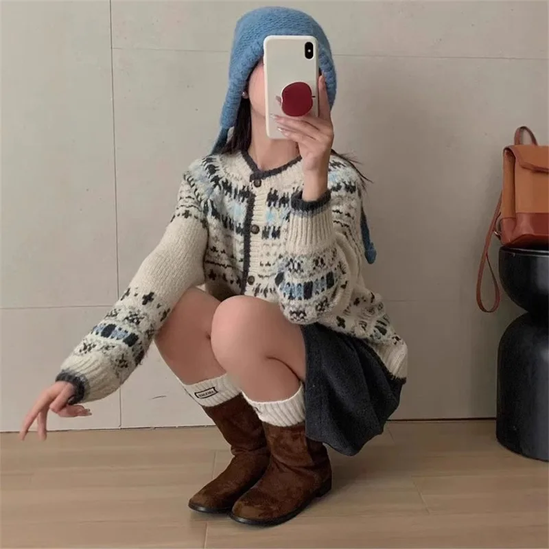 خمر جزيرة المعرض طاقم الرقبة سترة المرأة الخريف والشتاء جديد كسول الراقية العرقية الجاكار سترة مشغولة من الصوف الراحة