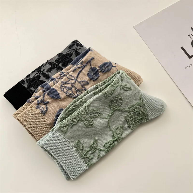 Japanse Vintage Reliëf Bloem Sokken Vrouwelijke Lente Zomer Donkere Bloem Katoen Mid-Tube Sokken Europese Getijden Sokken