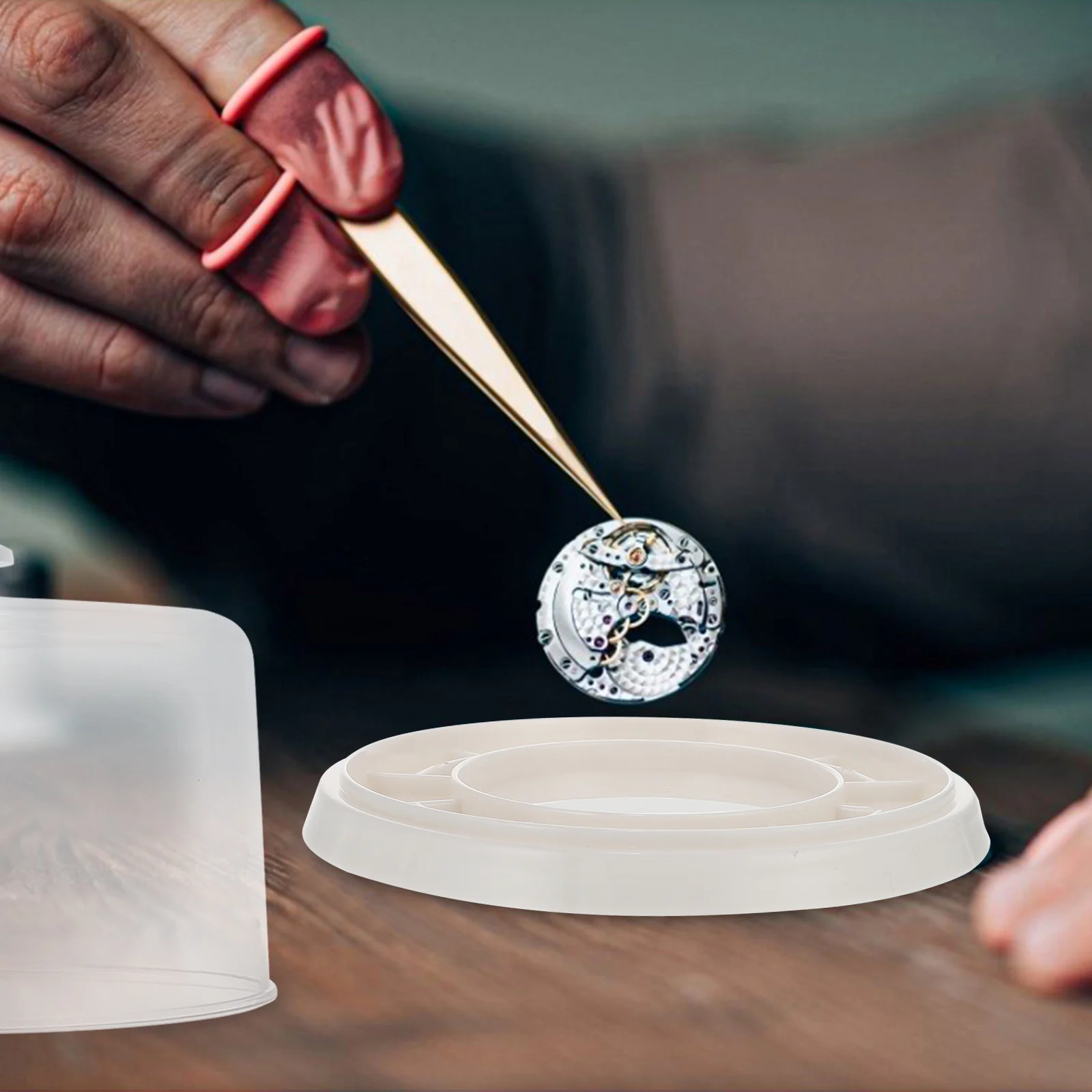 

1Set Watch Repair Cover Plastic Dustsheet for Movement and DIY Gift Watch Repair Cover Watchmakers Tool