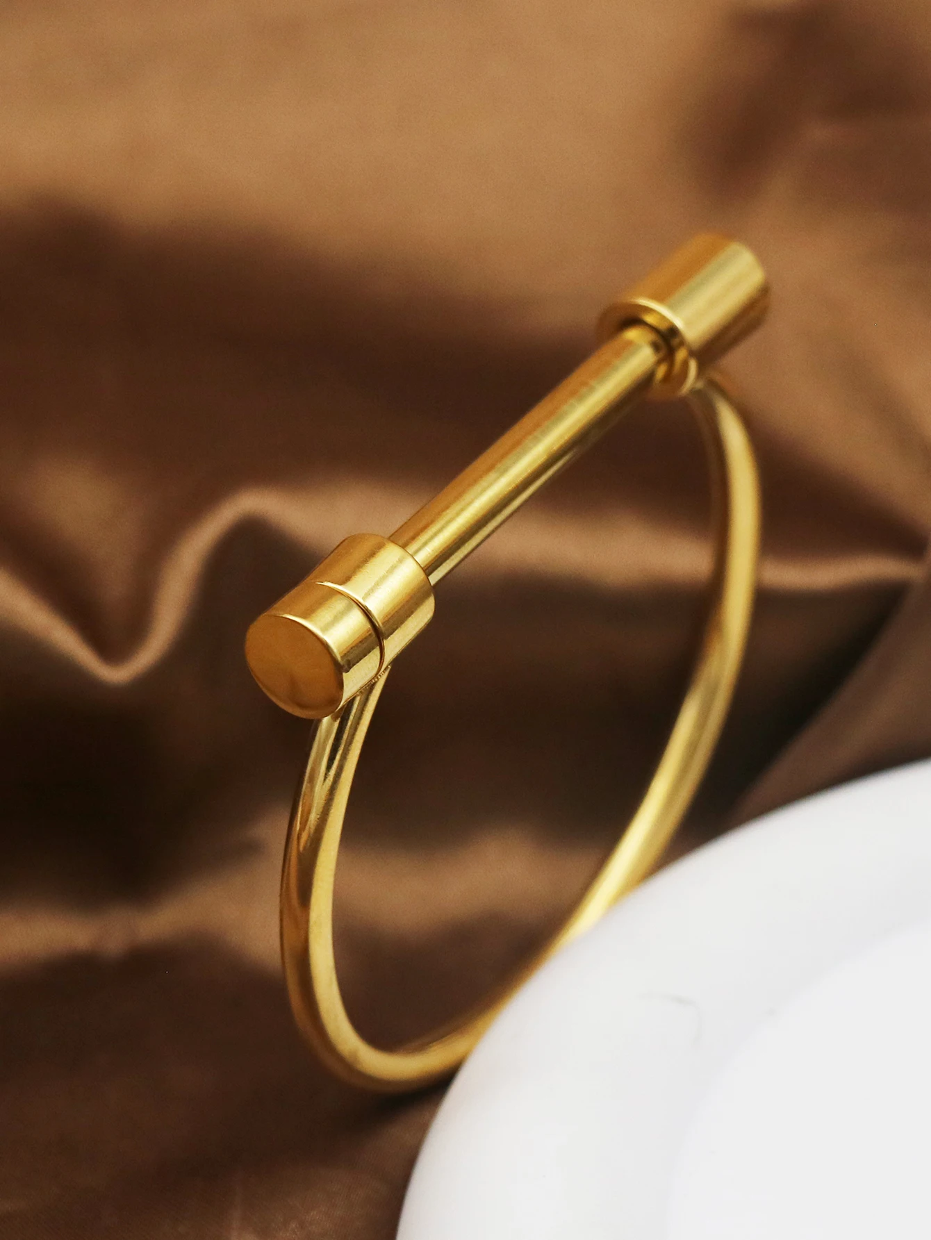 

No fade 316L Stainless Stee Bracelets&Bangles Women Cuff Bracelet Female Metal Screw Brand Design Ladies Wrist Jewery