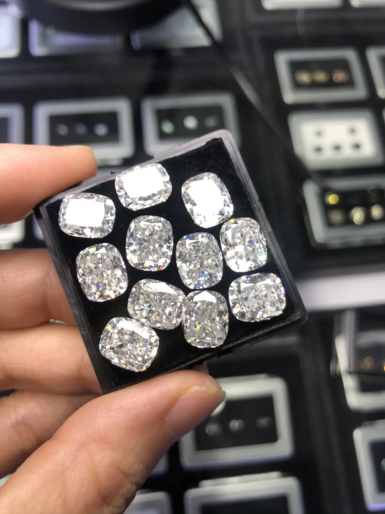 Top Quality Hand Cut Loose Moissanite Stone  Enlongated Crushed Ice Cushion Cut D Color Lab Grown Diamonds GRA Certificate Stone