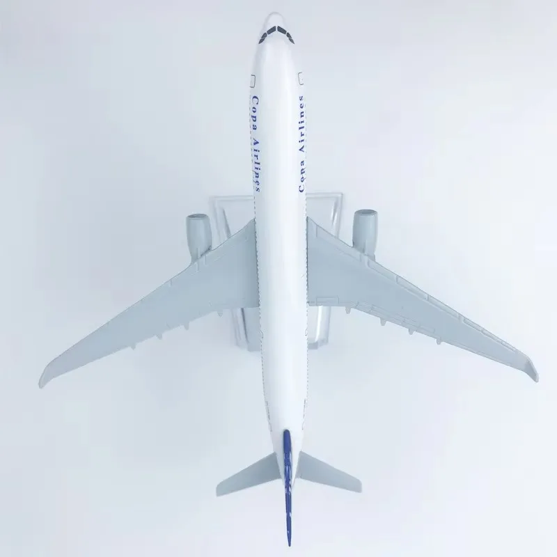 16 cm B777 Panama Copa Latin 1:400 Scale 777 Aircraft Model with Base Alloy Plane For Collectible Souvenir Show Gift Decoratio