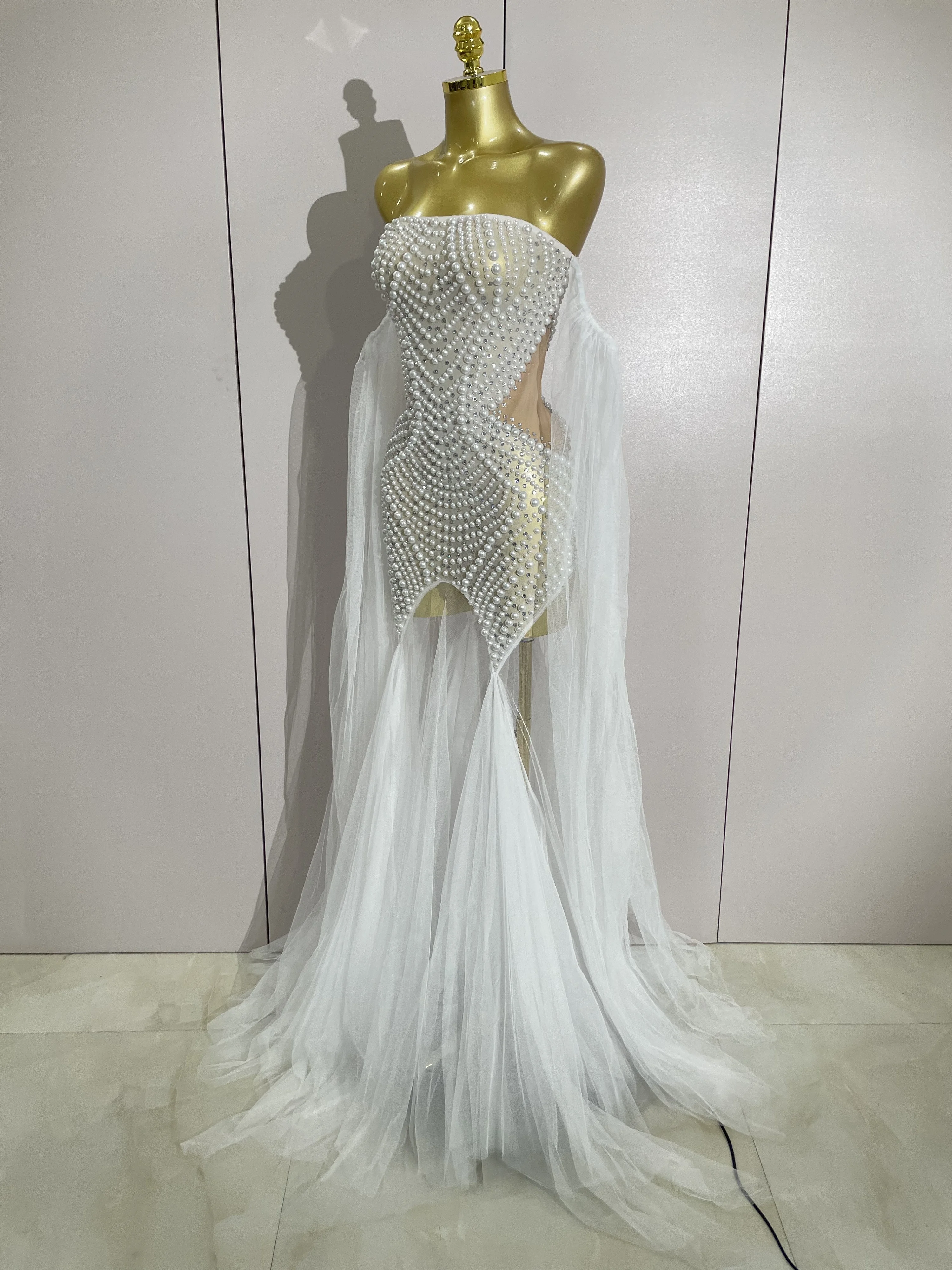 Elegant Sparkly Rhinestone White Pearl Sexy Strapless Mesh Long Dress Wedding Guest Gowns Luxury Birthday Evening Party Dress