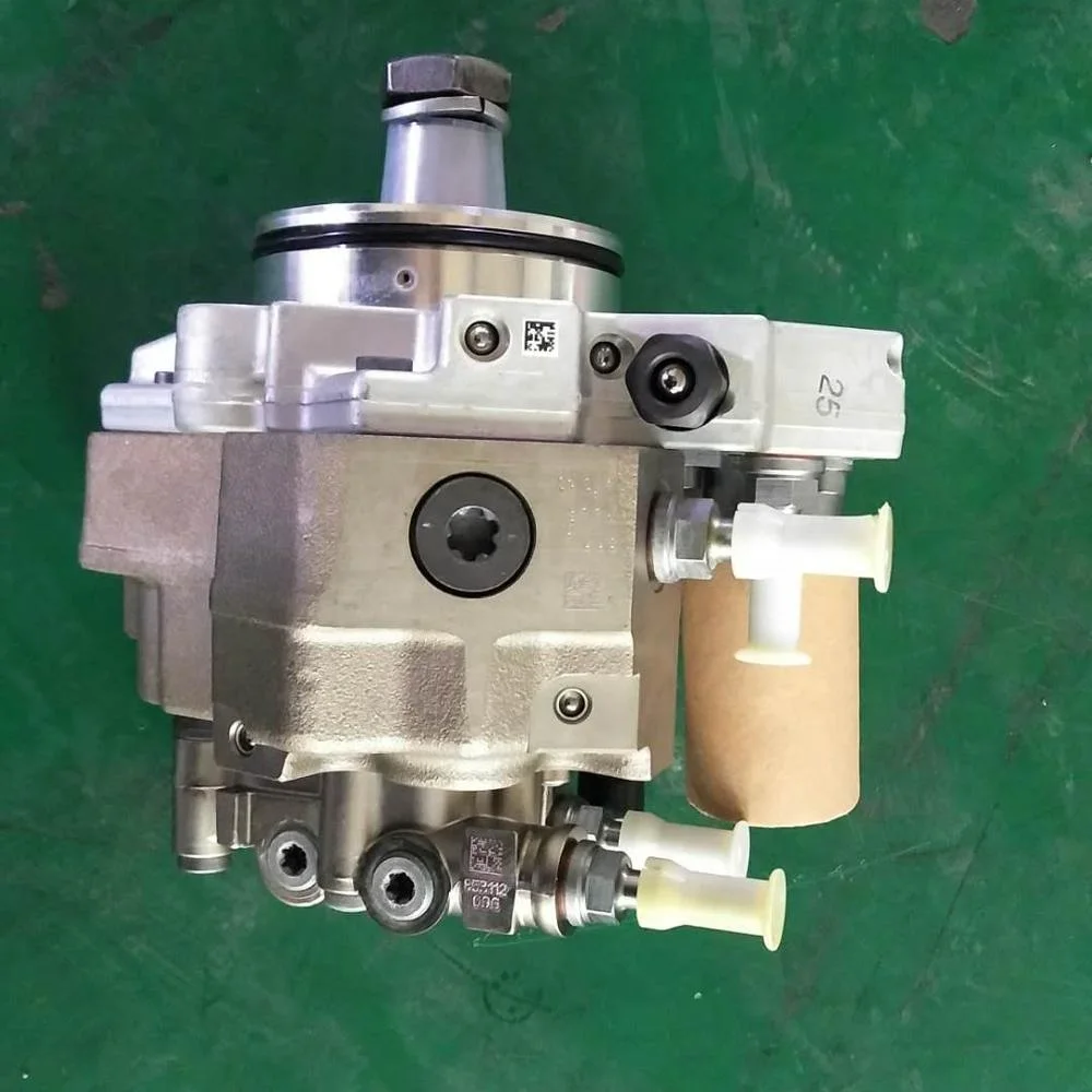 TLF PC200-8 PC200-8MO Graafmachine Onderdelen Brandstofpomp 6754-71-1012