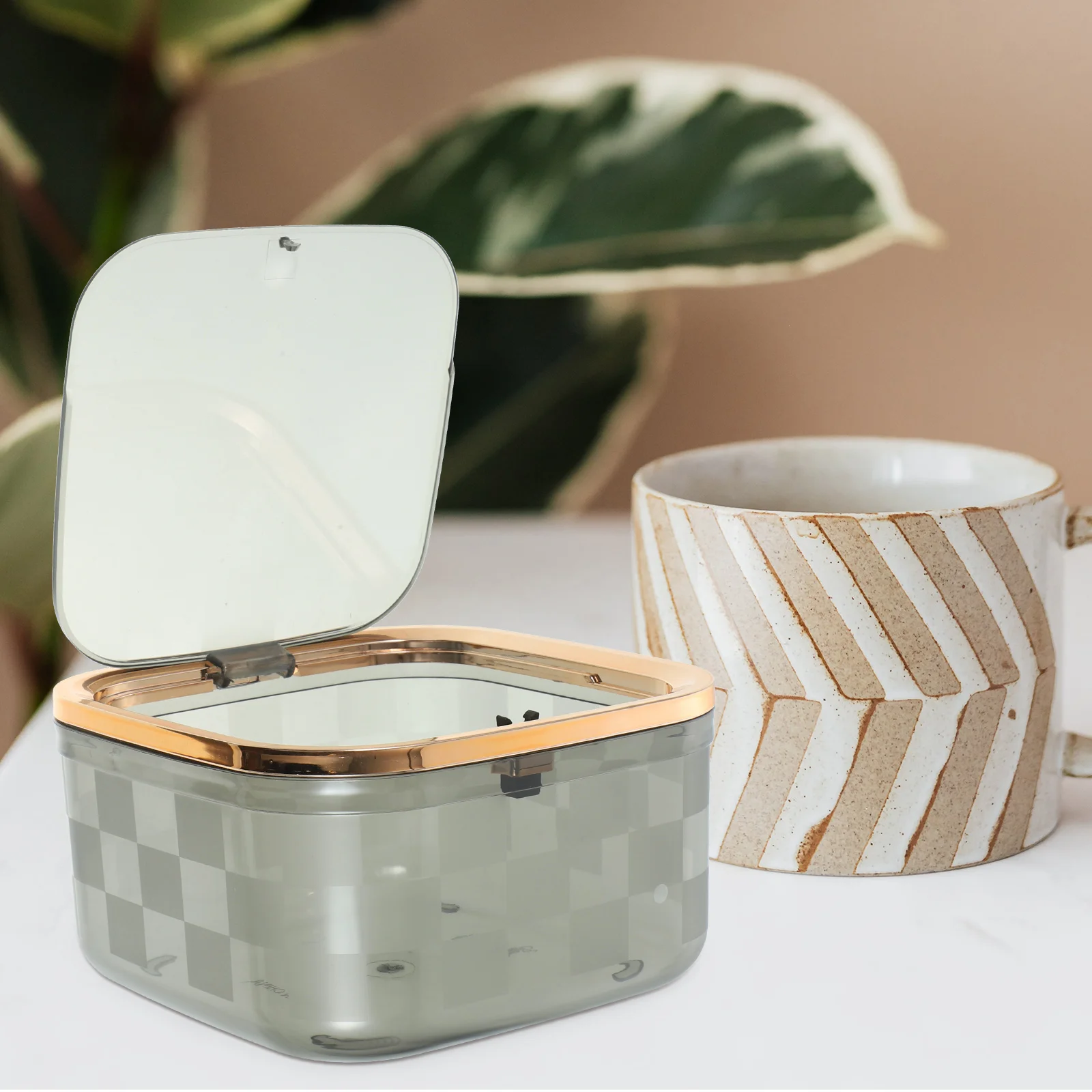 

Stylish Mini Trash Can Desktop Small Garbage Bin Compact Easy Open for Makeup Table Office Bedroom Space Saving High