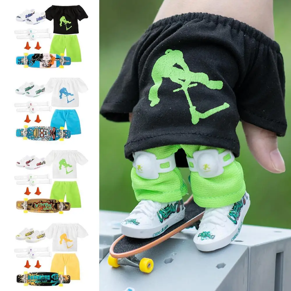 Mini Finger Skateboard Set Finger Board with Pants and Shoes Multicolors for Halloween Party Favor Kids Birthday Gift Game Toys