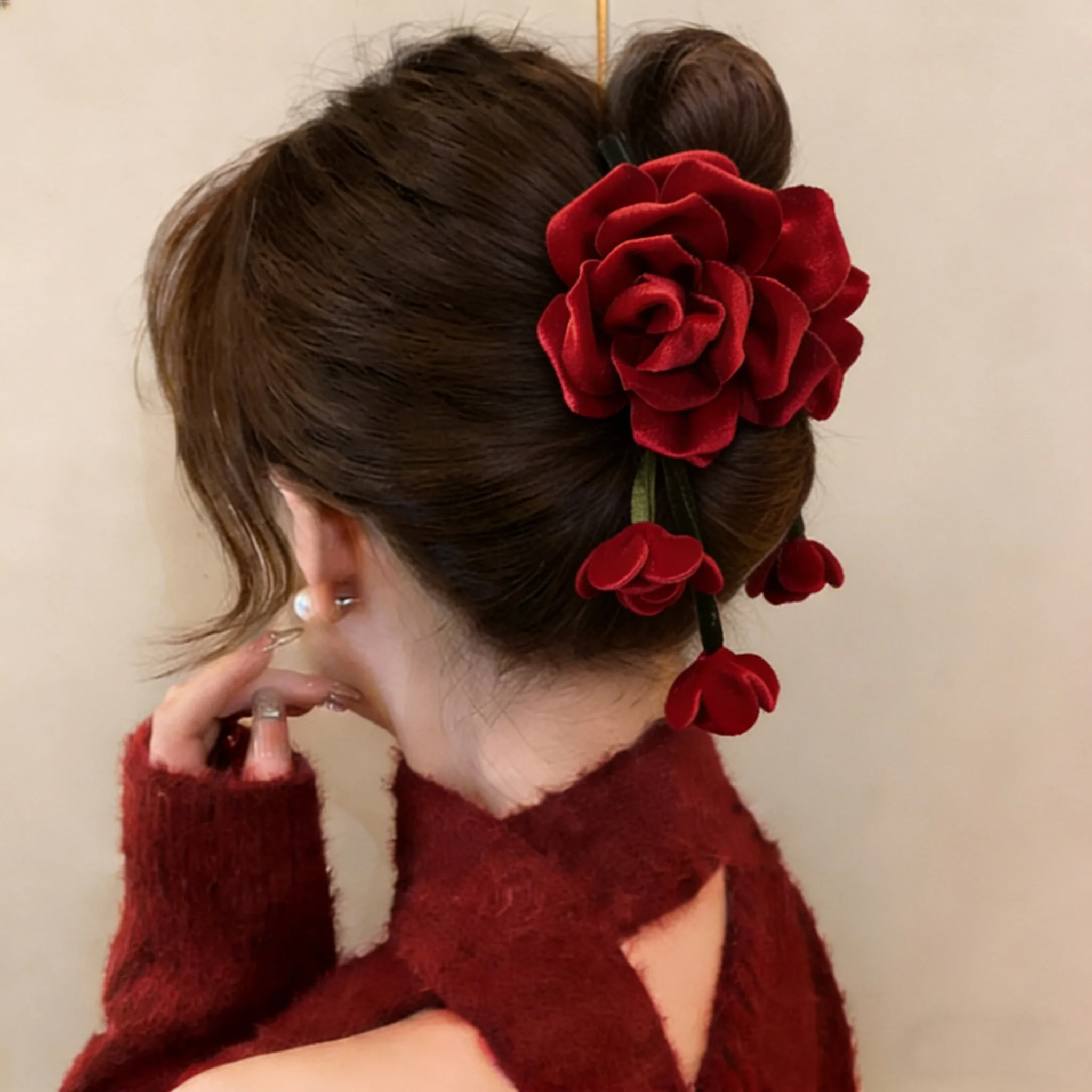 

Заколка-крабик для волос AWAYTR с бархатной розой и тканевым кисточным декором, заколка-крабик для волос, заколка-невидимка для девочек и женщин, корейские аксессуары для волос