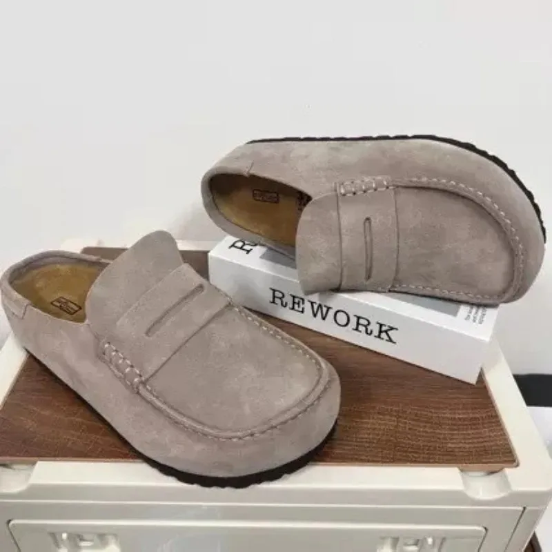 Unisex Retro-Wildleder-Loafer, vielseitige Freizeitschuhe, flach und atmungsaktiv mit weicher Sohle, geeignet für den Alltag.