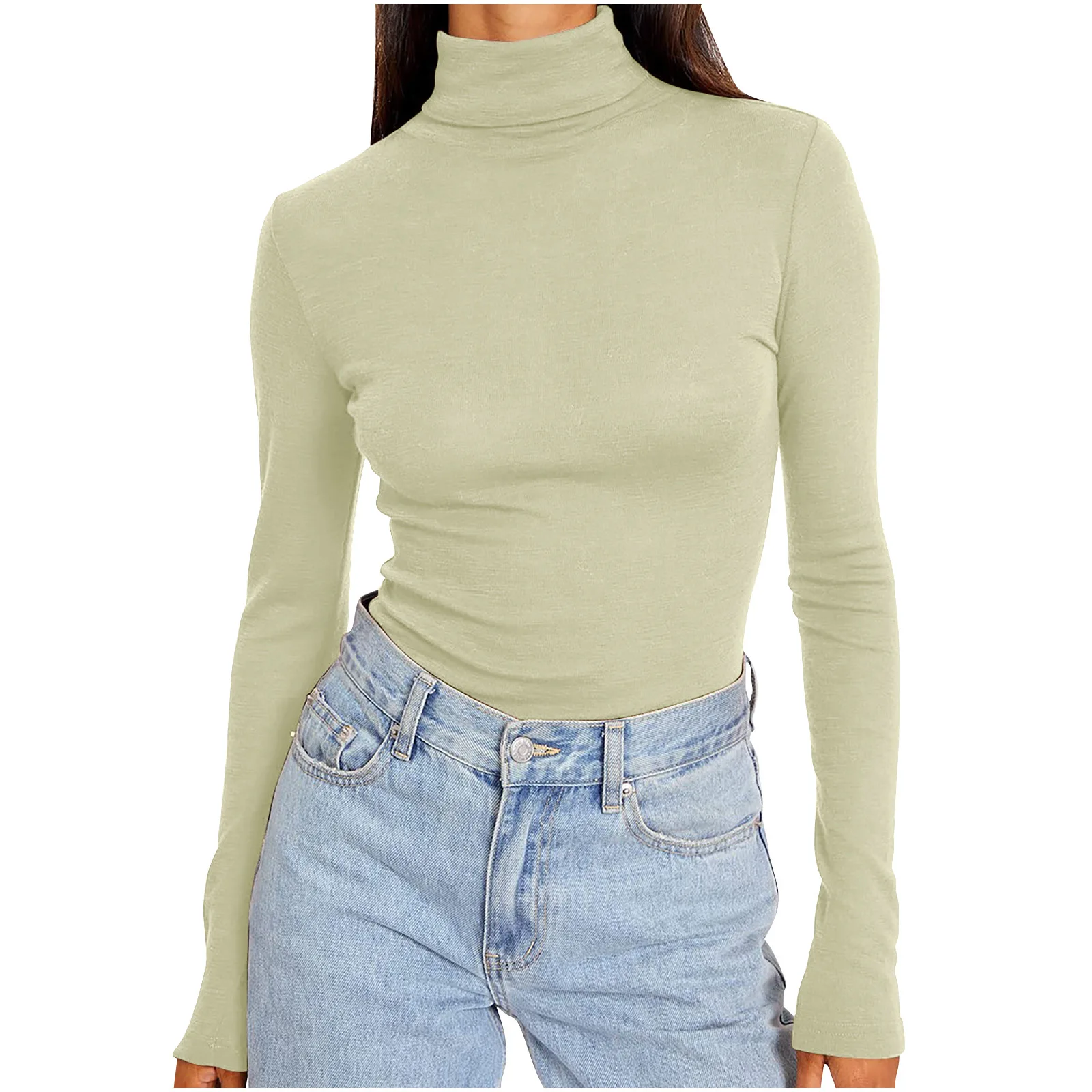 

Женский топ с высоким воротником и длинными рукавами