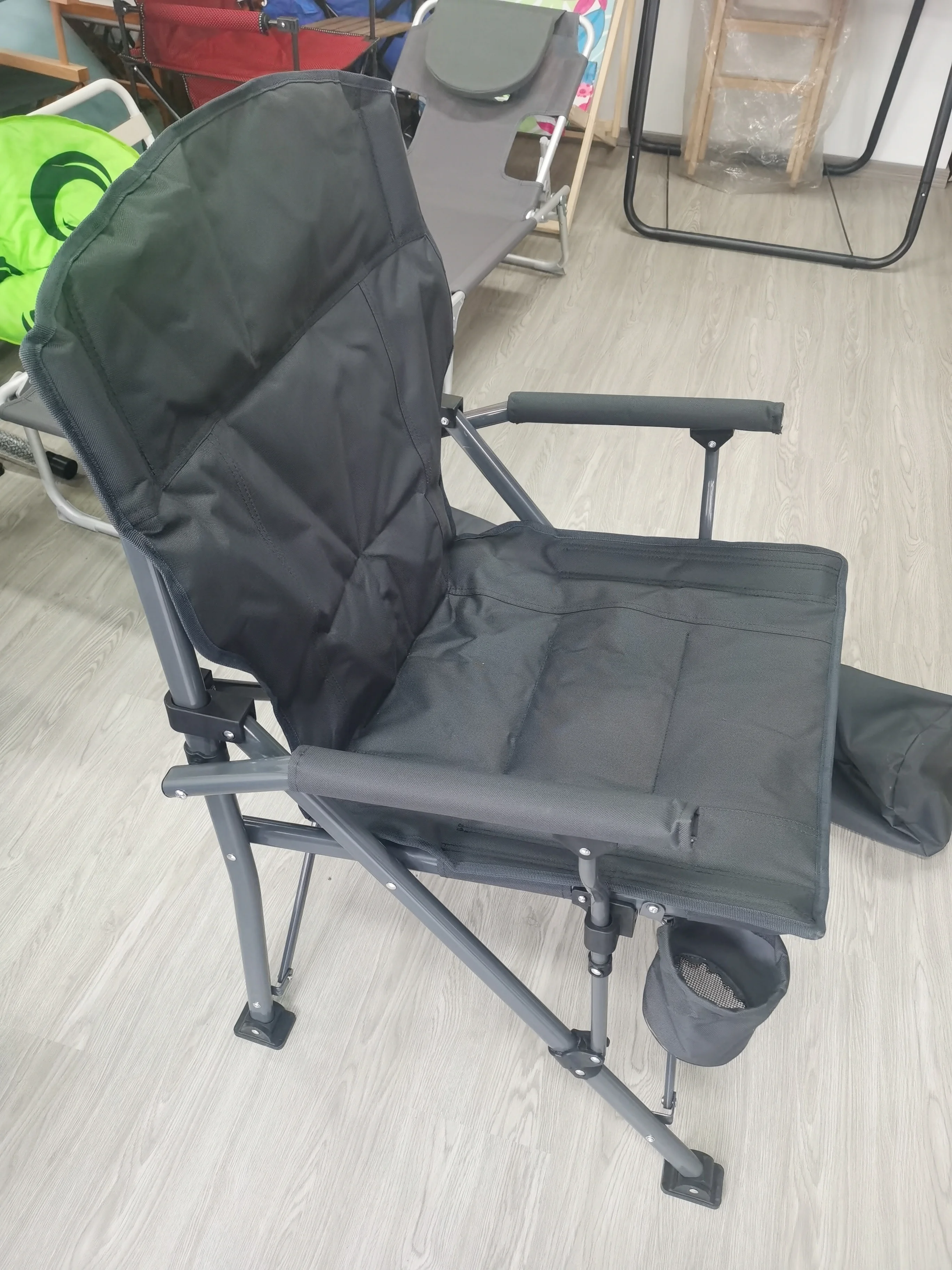 Manufacturer's Popular Outdoor Leisure Folding Beach Chairs Durable Oxford Fabric USB Heating Cupholder for Park Camping Hiking