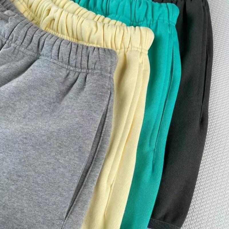 24SS Einfarbig Shorts Luxus Design Silikon Brief Logo Kordelzug Baumwolle männer Shorts Mode Marke Paar Lose Rand Shorts