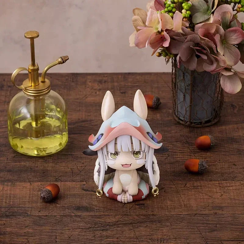 En Stock Original Megahouse MH Look Up Made In Abyss Nanachi versión Q figura de acción Anime modelo juguetes para niños Kawaii