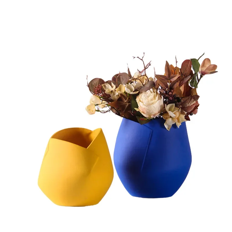 

Ceramic vase ornament model room living room entrance dining table