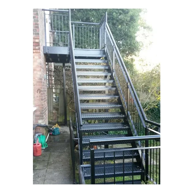 

Outdoor Metal Stairs Wrought Iron Straight Staircase with Checkered Steel Plate Steps