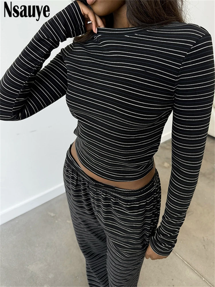 Nsauye 여성 기본 패션 긴 소매 캐주얼 Y2K 스트라이프 티셔츠 탑 + 하이 웨이스트 라운지웨어 팬츠 트랙수트 2 피스 세트 2025