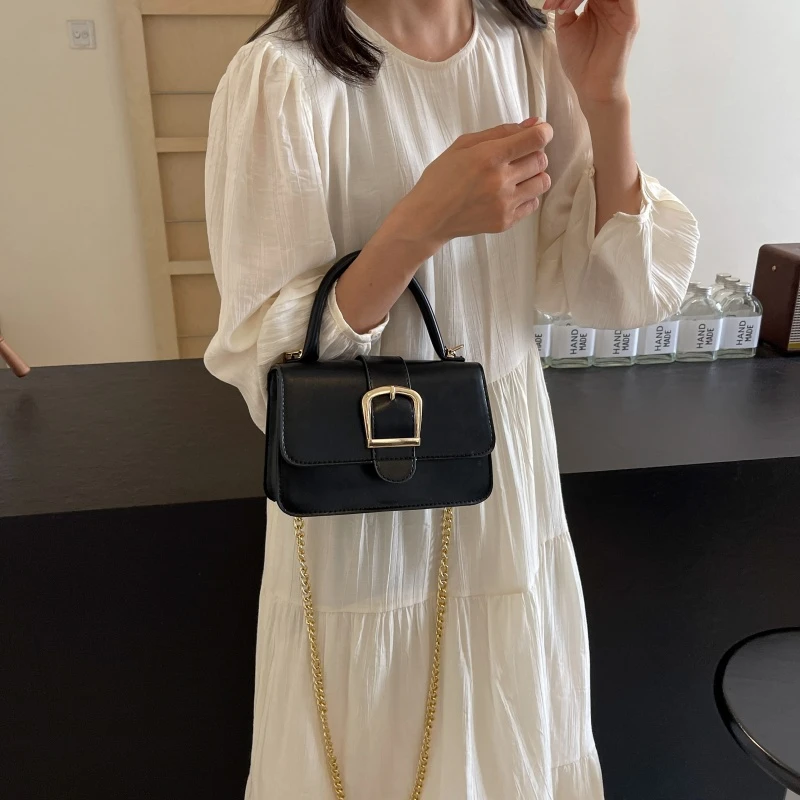 

Fashion Women Luxury Leather Shoulder Bag Elegant Classic Tote Handbag Stylish Crossbody High End Daily Commuter Look