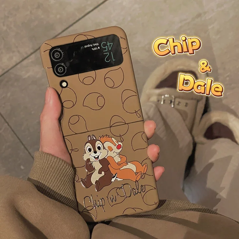 Disney Chip \'n\' Dale Vintage Brown Doll Hand Chain Phone Case For Samsung Galaxy Z Flip 3 4 5G ZFlip3 ZFlip4 Flip3 Flip4 Cover