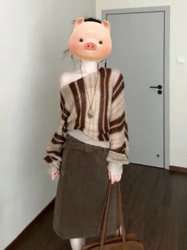 

Корейский свитер в полоску в стиле Lazy Style, очень красивый, вязаный, женский, новый, весенний, с длинными рукавами, уникальный дизайн, эксклюзивно онлайн