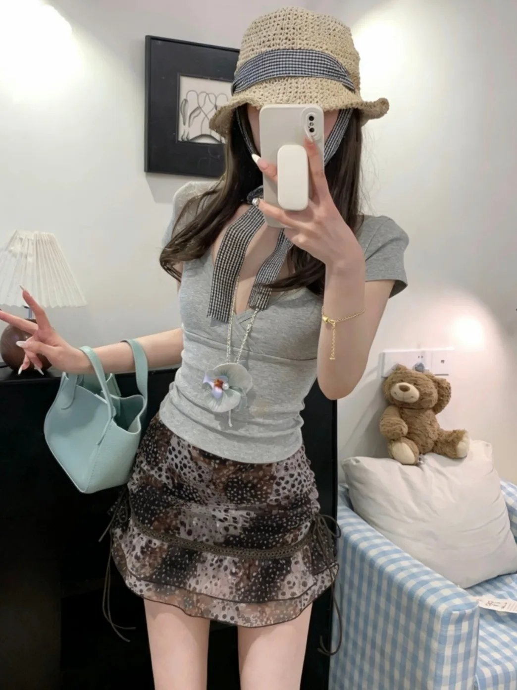 

Gray Sexy Short Sleeve T-Shirt Women's Summer Leopard Print Half Skirt Two-Piece Set High Waist Bordered T-Shirt Slim Fit Top