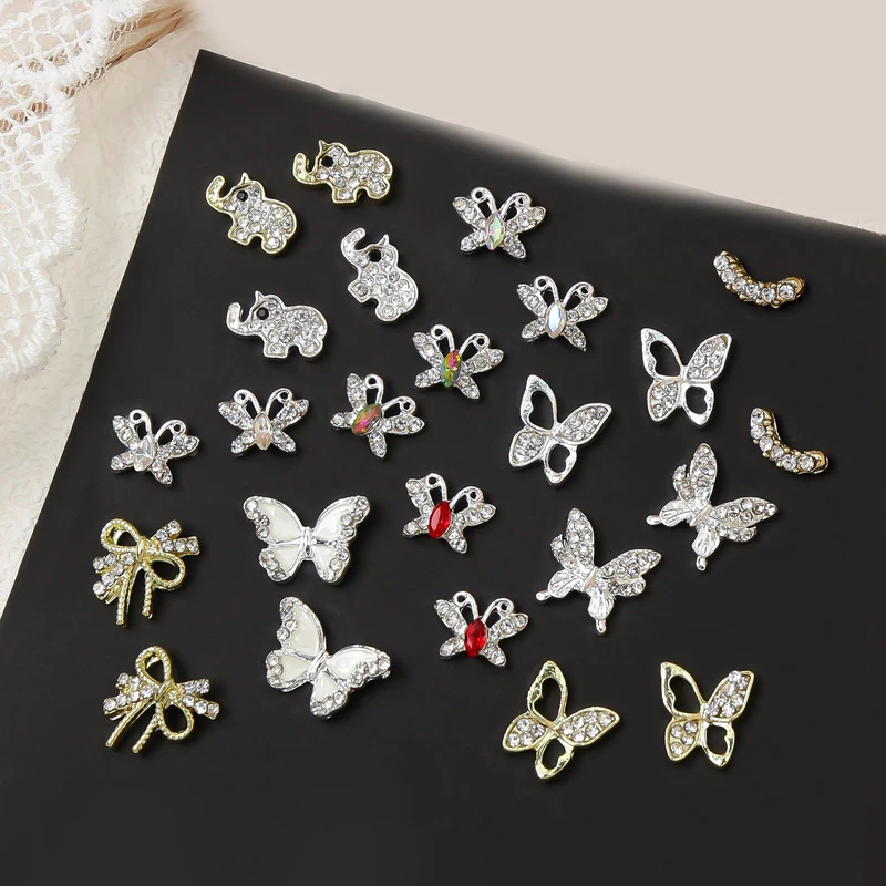 3PCS 3D Mini Crystal Butterfly Nail Art Charms accessori per gioielli in lega di lusso decorazione per unghie strass forniture Salon