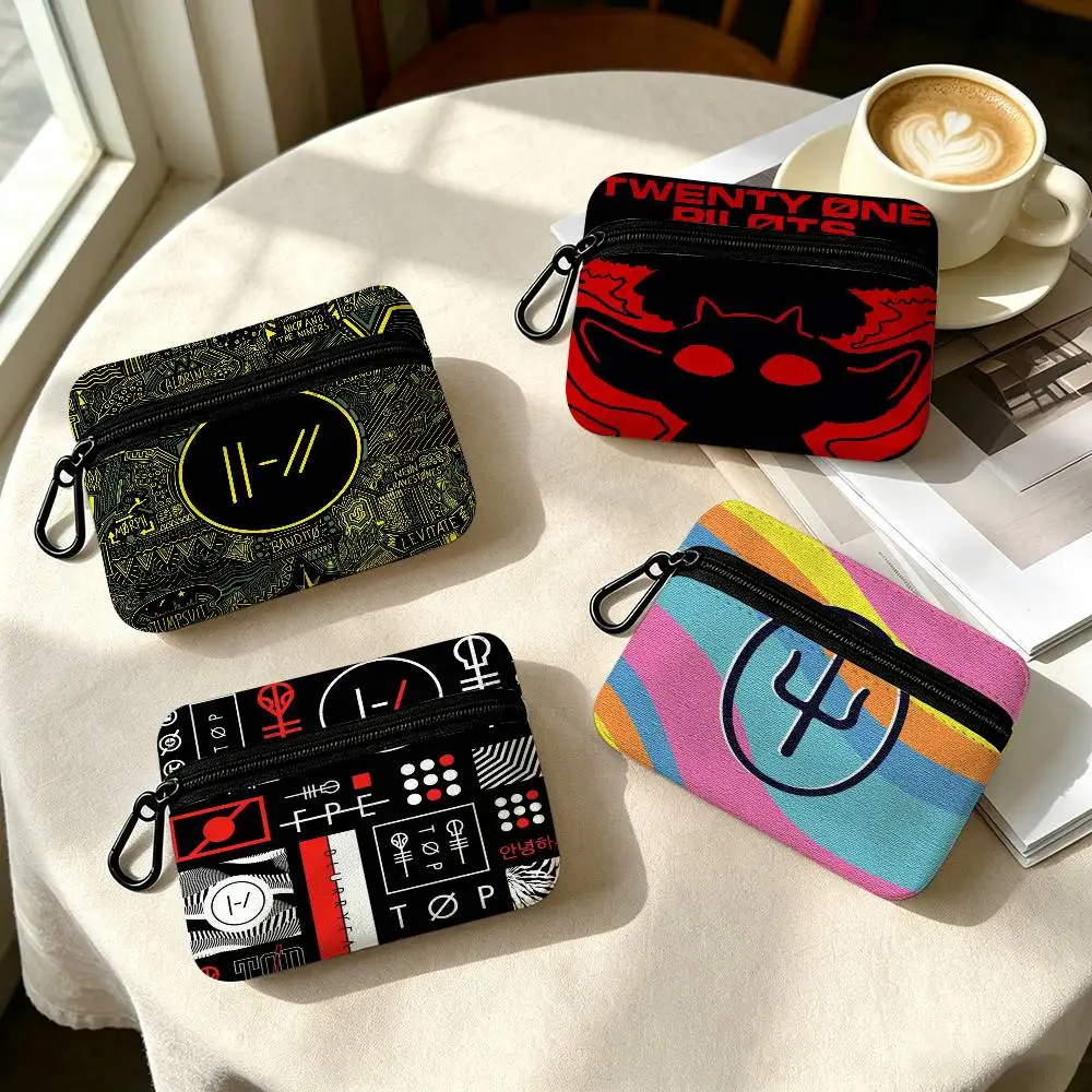 Popular T-Twenty One Pilots Band   Cloth Coin Purse With Carabiner Hook Portable Key Card Wallet Small Zipper Storage Pouch