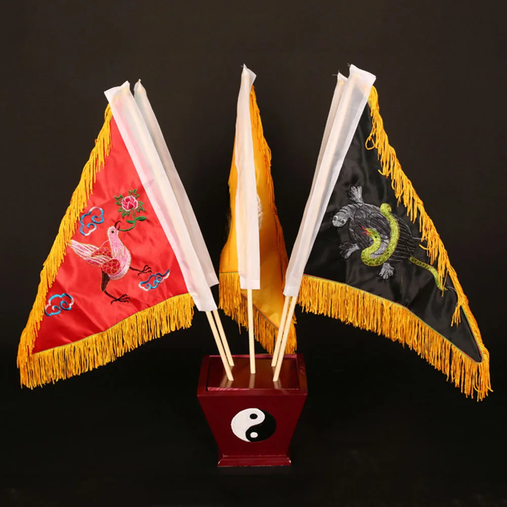 

1Pc Elegant Wooden Flag Stand Sturdy Flag Pole Bracket Easy Install Remove Desktop Flag Base Mini Ornament
