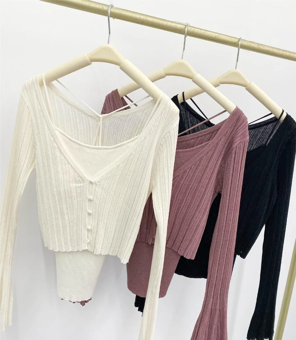 Kuzuwata Japanese Flare Sleeve Single Breasted Pullovers V-neck Long Sleeves Solid Color Sweater Fashion Chic Female Knitted Top