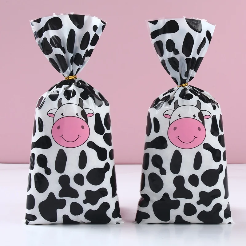 50Pcs Cow Plastic Print Treat Bags Candy Bags Animal Party Favor for Birthday Party Supplies Storage Bags