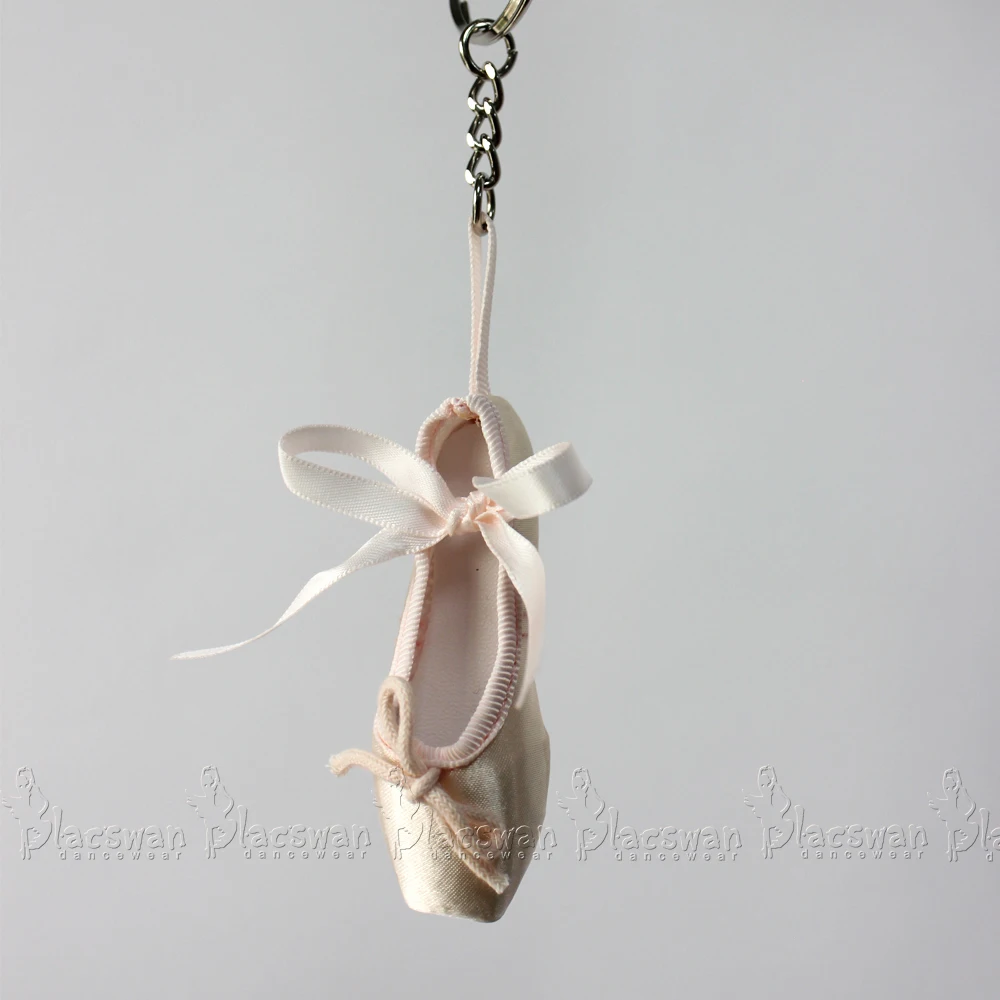 Themed Ballet Shoe Keychain Present for Teenage Girls Adult Ballet Lover Dancers Pointe Shoe Keyring Ballerina Recital Gifts