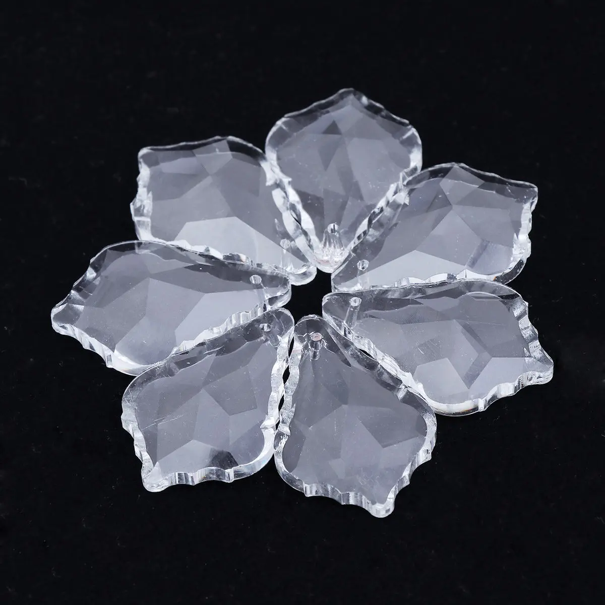 

12Pcs Clear Crystal Maple Leaf Chandelier Pendants 38Mm Glass Prisms Ceiling Light Wedding Decoration Chandelier Prisms Pendant
