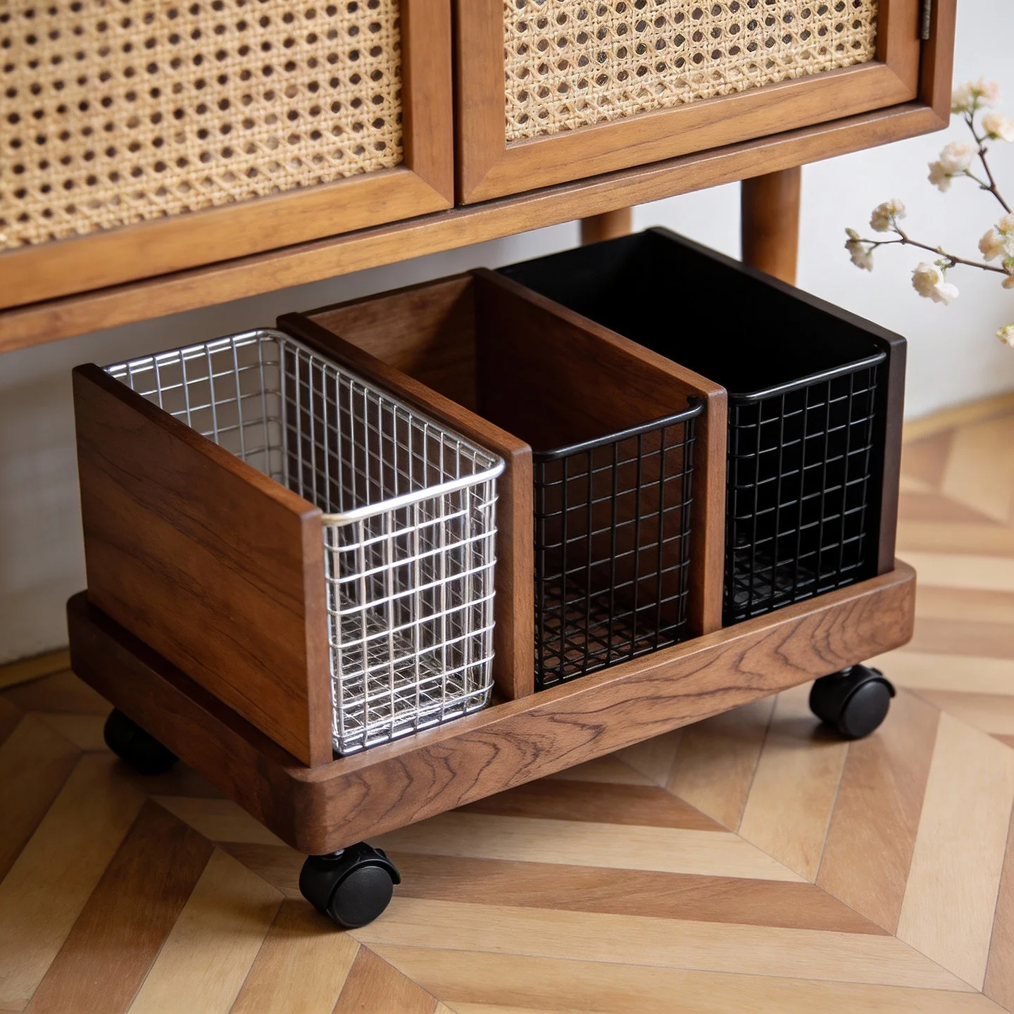 ארון אמבטיה נשלף, עגלה קטנה רב תכליתית לאחסון נוזל כביסה, סל כביסה מלוכלך, מארגן מתחת לכיור