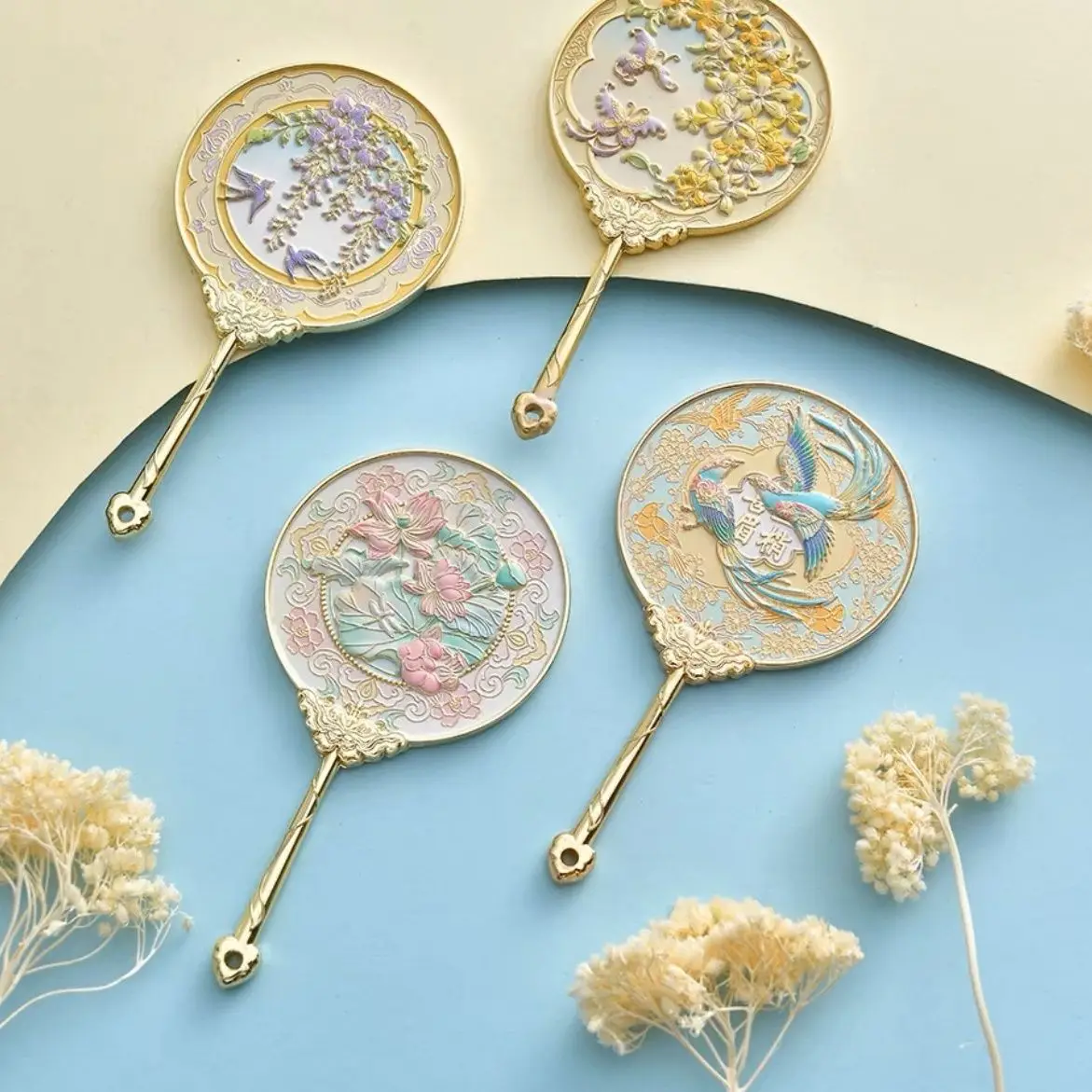 Exquisite Portable Chinese-style Handheld Mirror Butterfly Emboss Cosmetic Mirror Round Metal Makeup Mirror Makeup