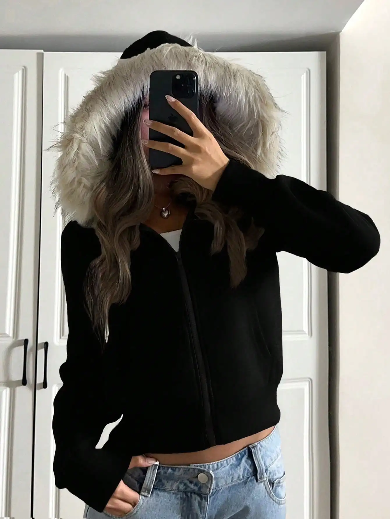 

Women's Black Zip-Up Hoodie with Faux Fur Trim, Cropped Fit, Casual Winter Wear
