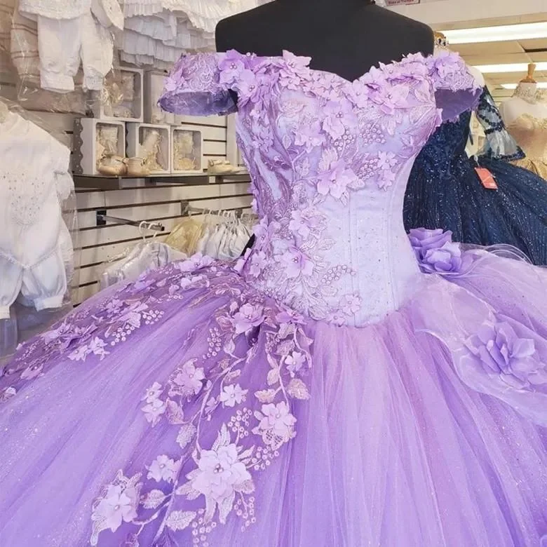 Vestido de baile de lavanda iridiscente de lujo para quinceañera, vestidos de graduación sin hombros, perlas con cuentas, espalda con cordones, flores florales 3D Plus