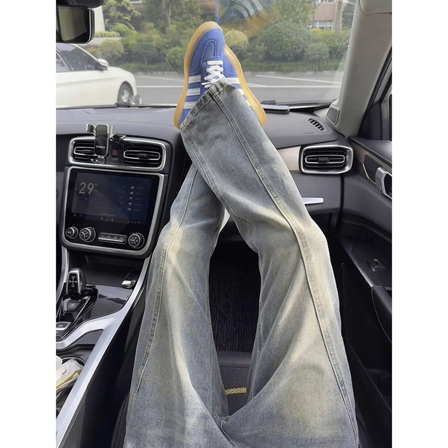

American Retro Diagonal Cut Scimitar Jeans For Men, Autumn And Winter Slim Fit Flared Pants, High Street Vibe Straight Pants