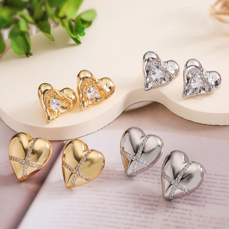 

European and American Metal Style Copper Plated Real Gold Zircon Heart for Women, Niche Personality Versatile Earrings