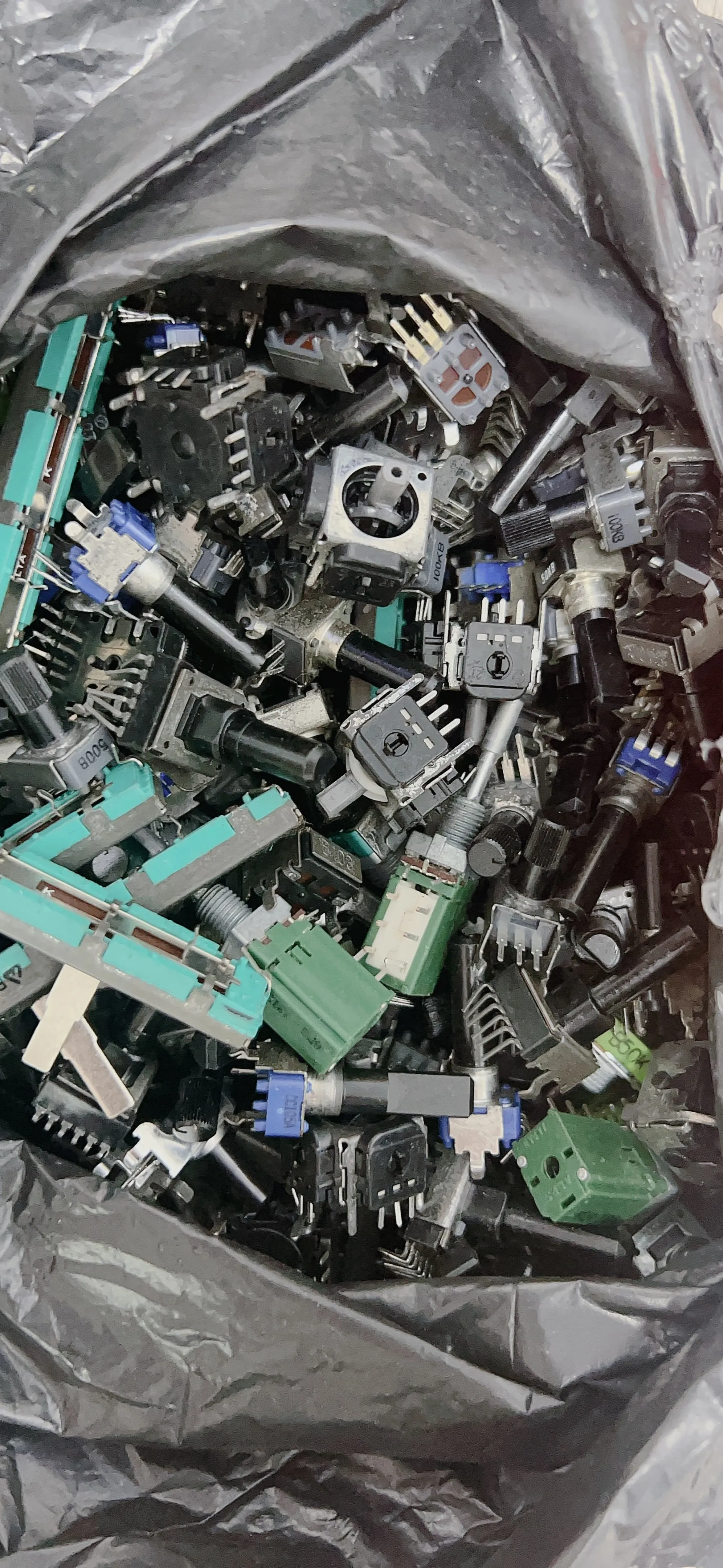 400 grams mixed potentiometer mixed gear switch D gear round gear long and short shank patch with switch multi-position