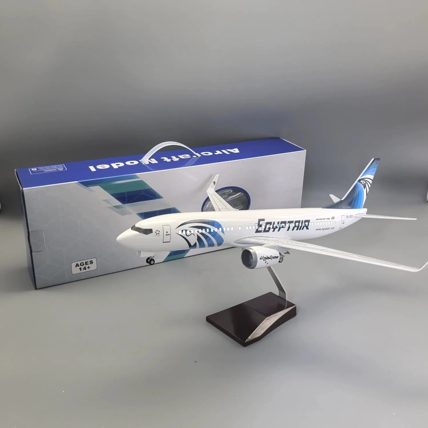 

B737 Egypt Airways Model Scale Aircraft 47cm airplanes decoration home Building Kit Diecast Resin Collection Display Gifts