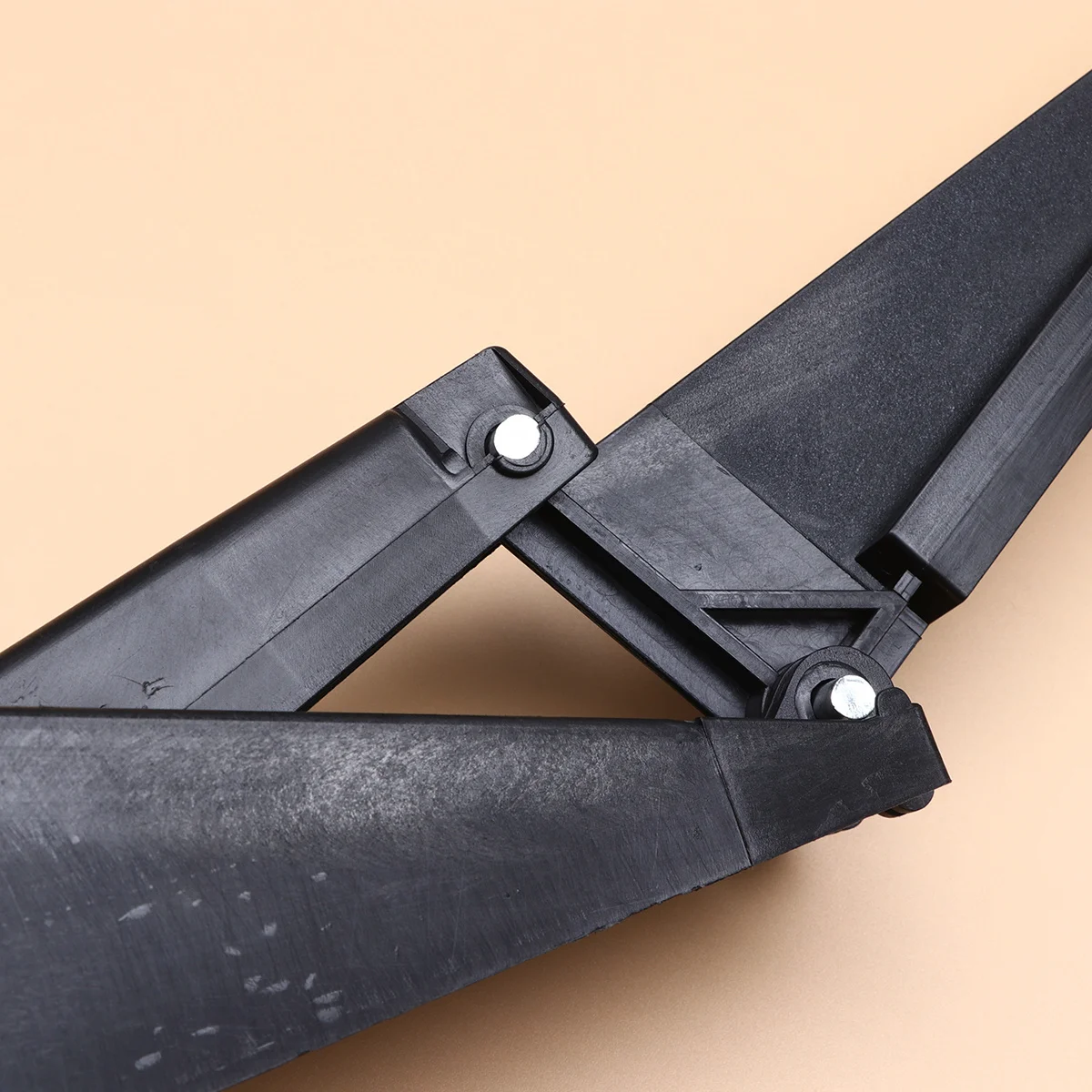 

Многофункциональный открыватель банок, дробилка для банок 12 унций, с длинной ручкой, пластиковый подъемник крышек для кухни и дома, экономия усилий, нескользящая ручка