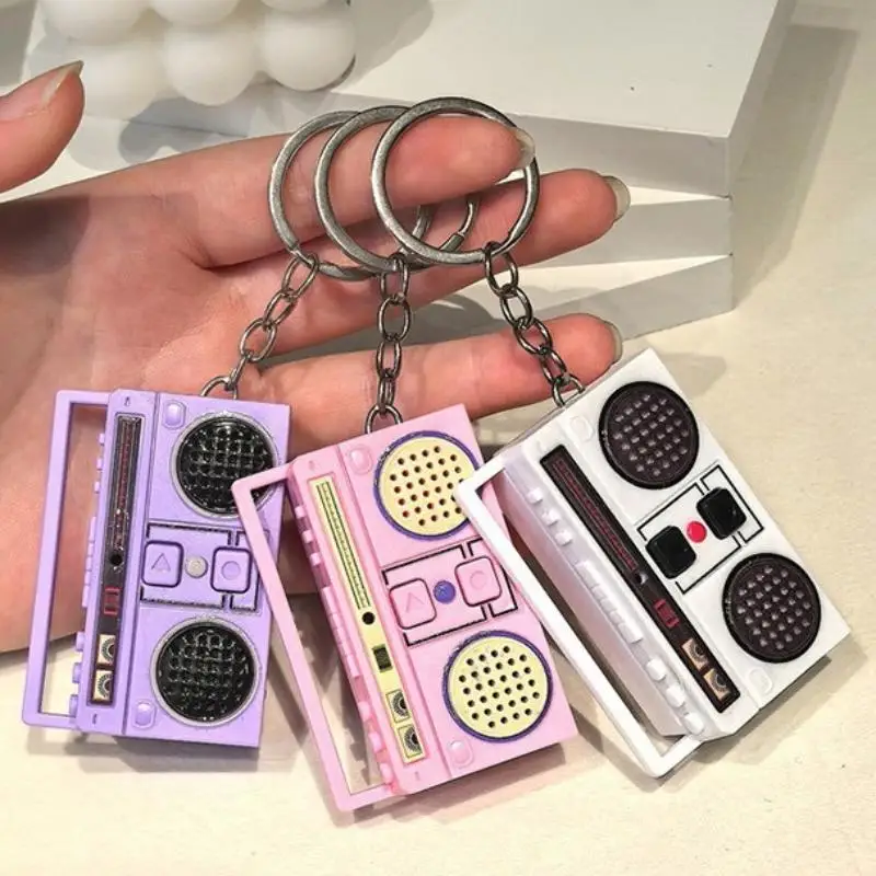 Mini Voice Message Recorder for Couples Retro Tape Recorder Keychain Recording Keepsake Anniversary Gift for Him/Her