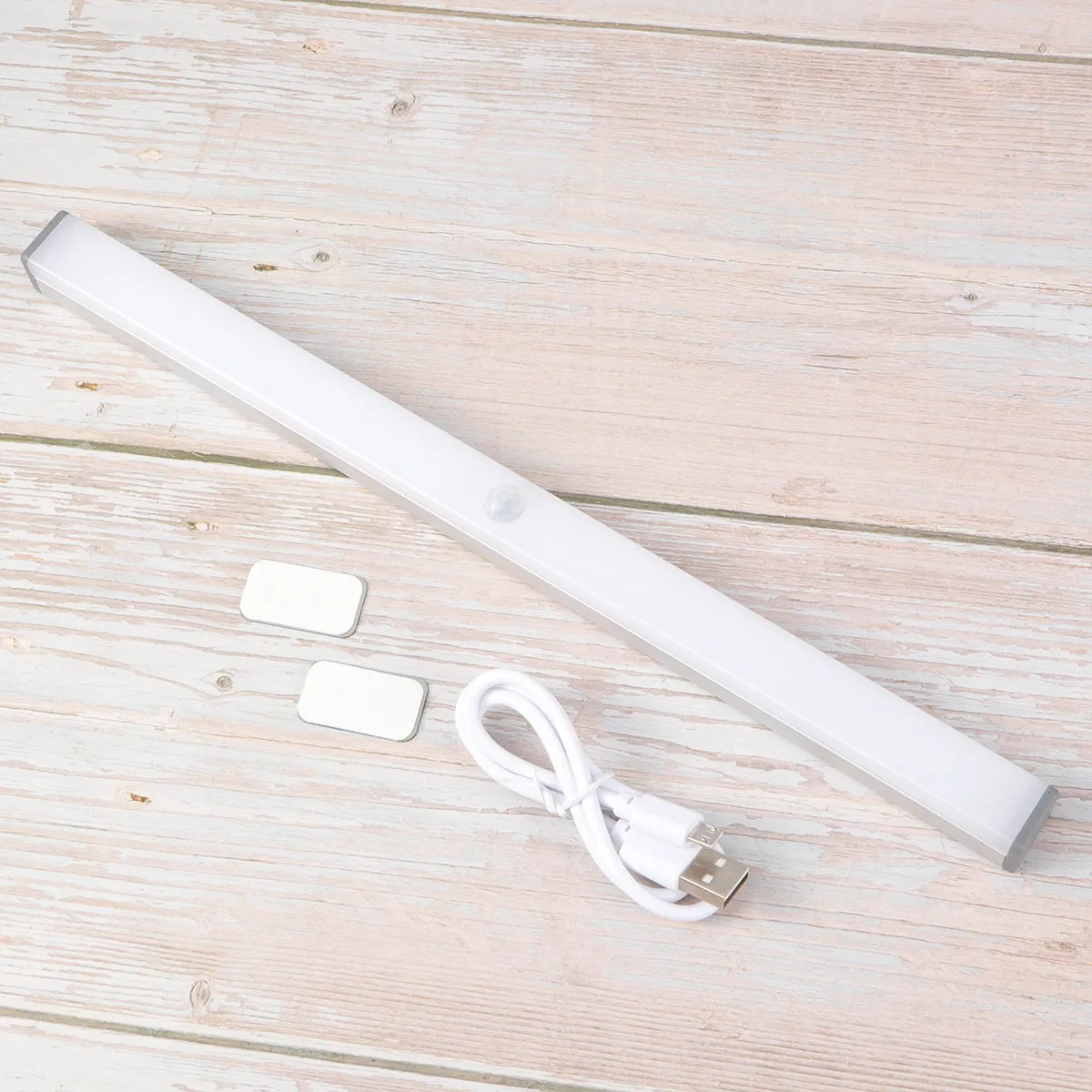 LED induction lamp for hotel supplies to improve home comfort with USB recharge and synthetic material