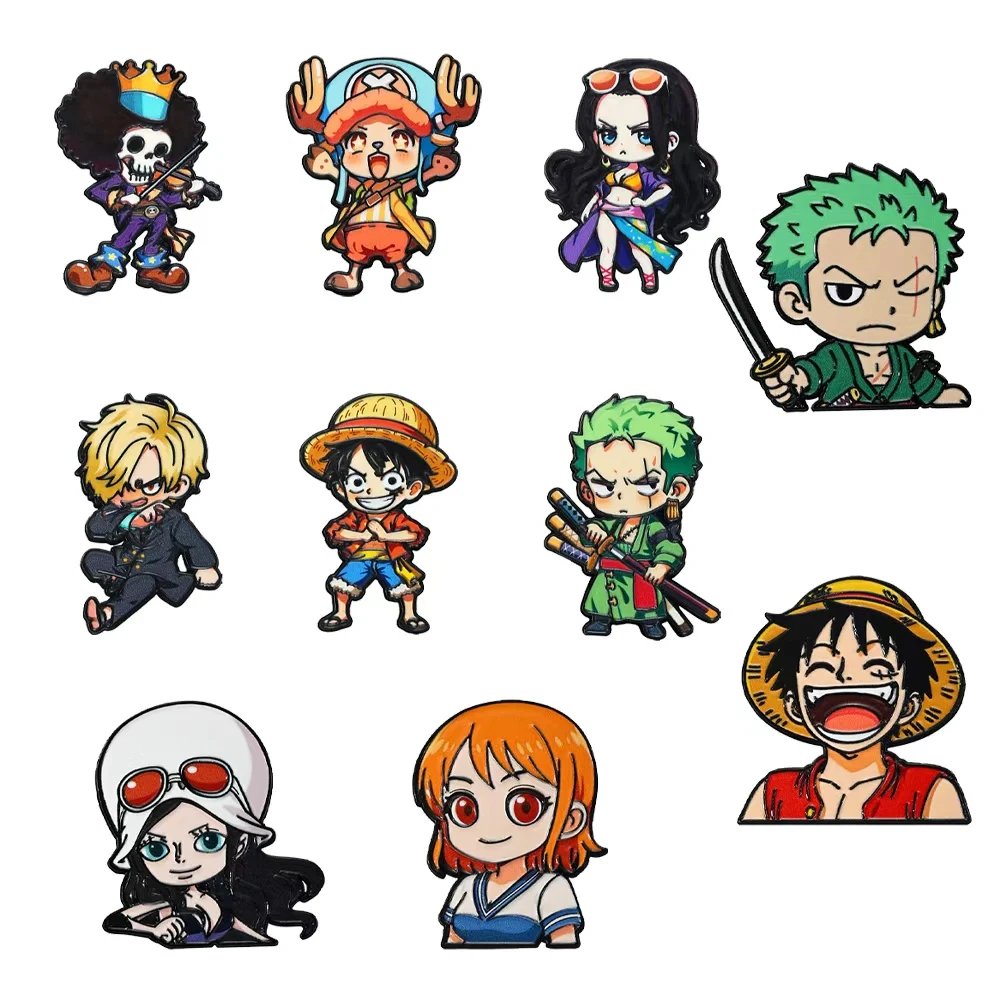 10 Stück One Piece Luffy Anime Niedliche Jungen-Emaille-Pins Cartoon-Broschen für Mäntel Herren-Mode Reversnadeln Schmuck Geschenk für Fans