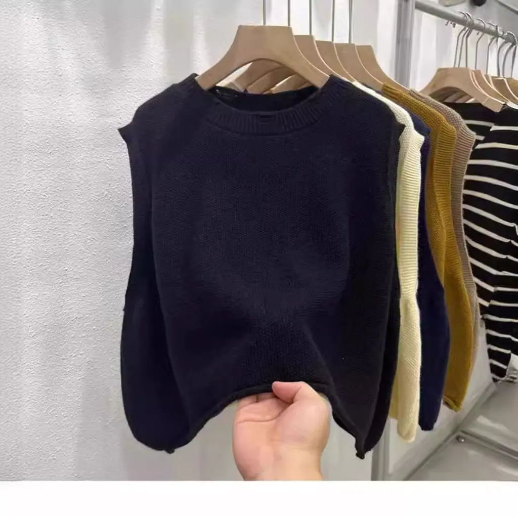 

Women's Simple Hole Design Short Loose Crewneck Knitted Vest New Style Lazy Stacked Vest Fashionable Top