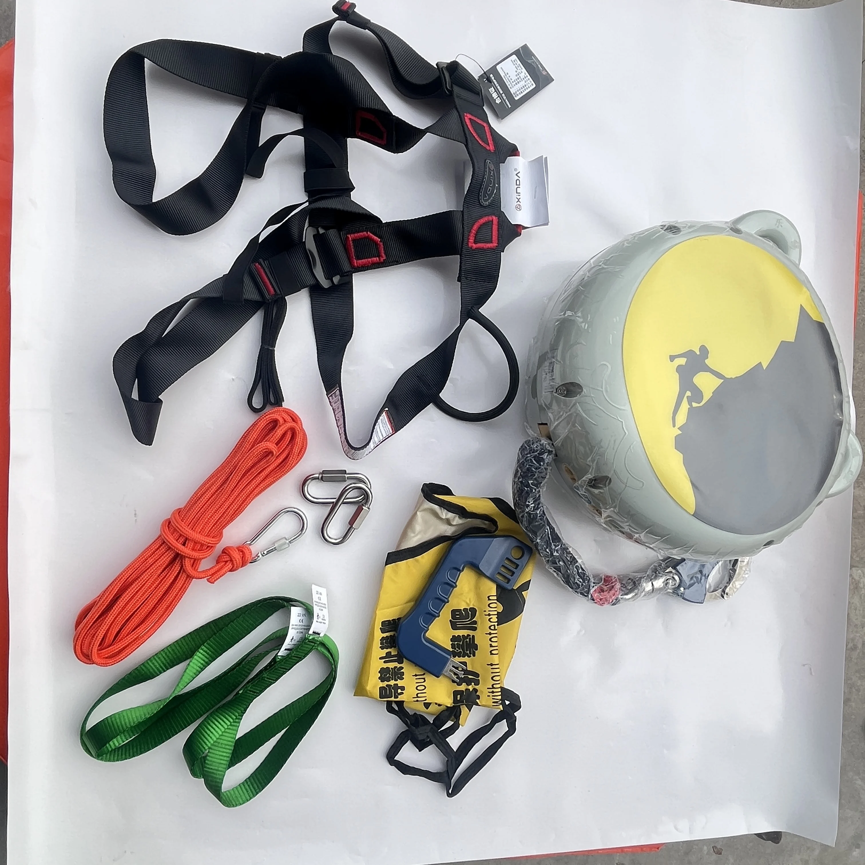 Rock Climbing Safety Equipment Indoor Playground Safety Harness Kit Trampoline Park Uses Professional Decelerators