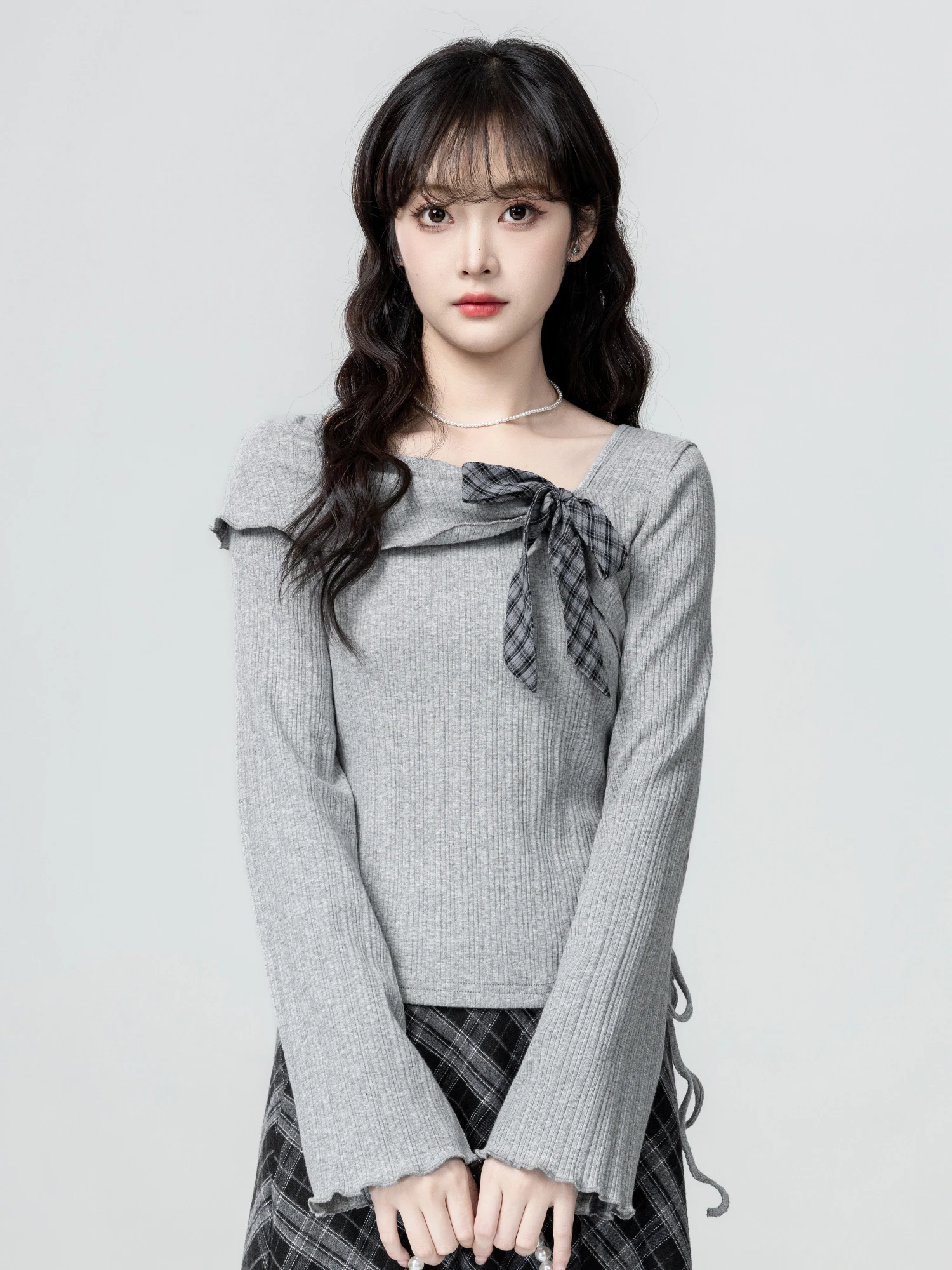 Coreano Sle ey Colletto asimmetrico Lungo Sve T-shirt da donna Design autunnale Nodo Vita che abbraccia la base superiore irt