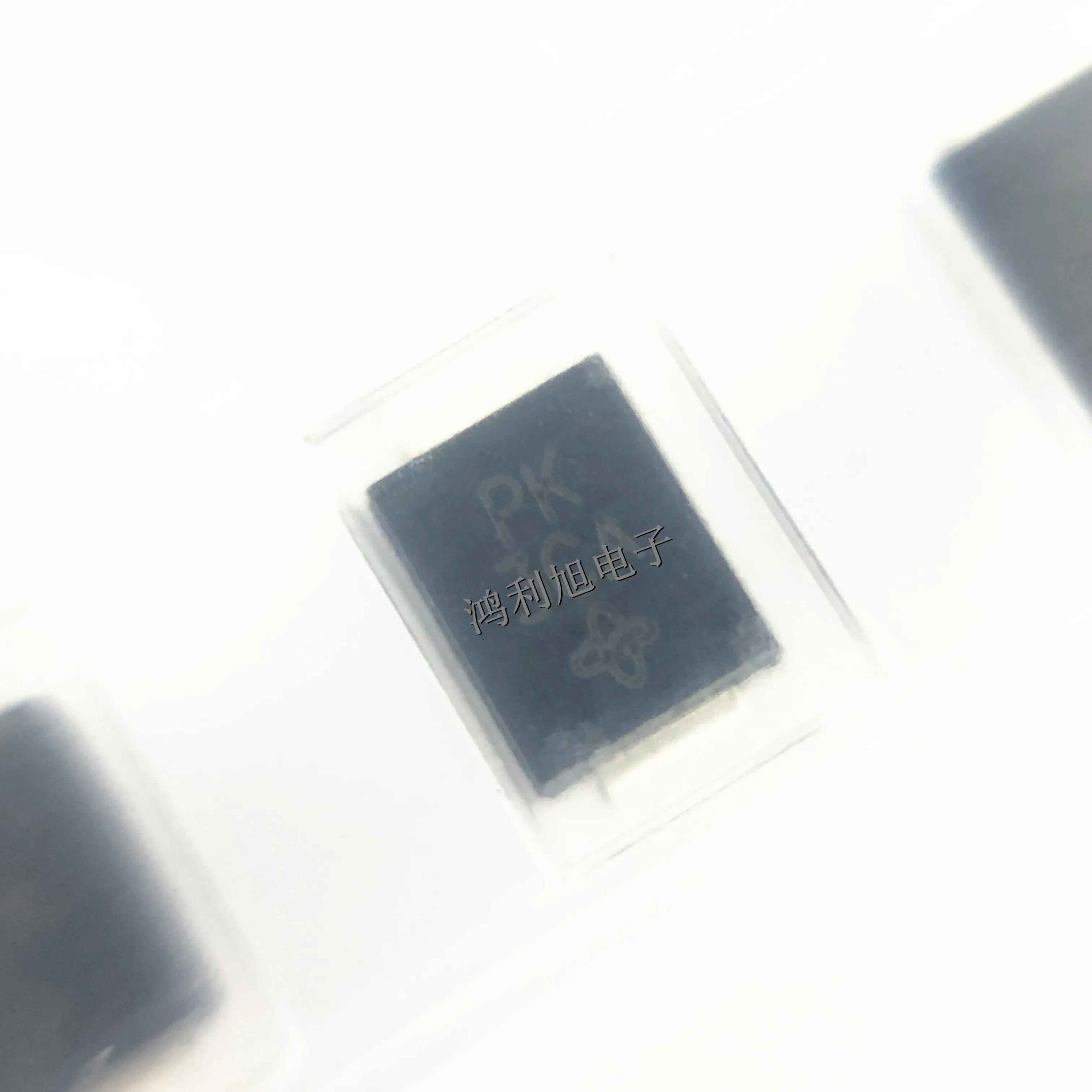 20pcs/Lot SMBJ130CA-E3/52 SMB DO-214AA-2 MARKING;PK ESD Protection Diodes / TVS Diodes 130V 800W Bidir TransZorb 5%