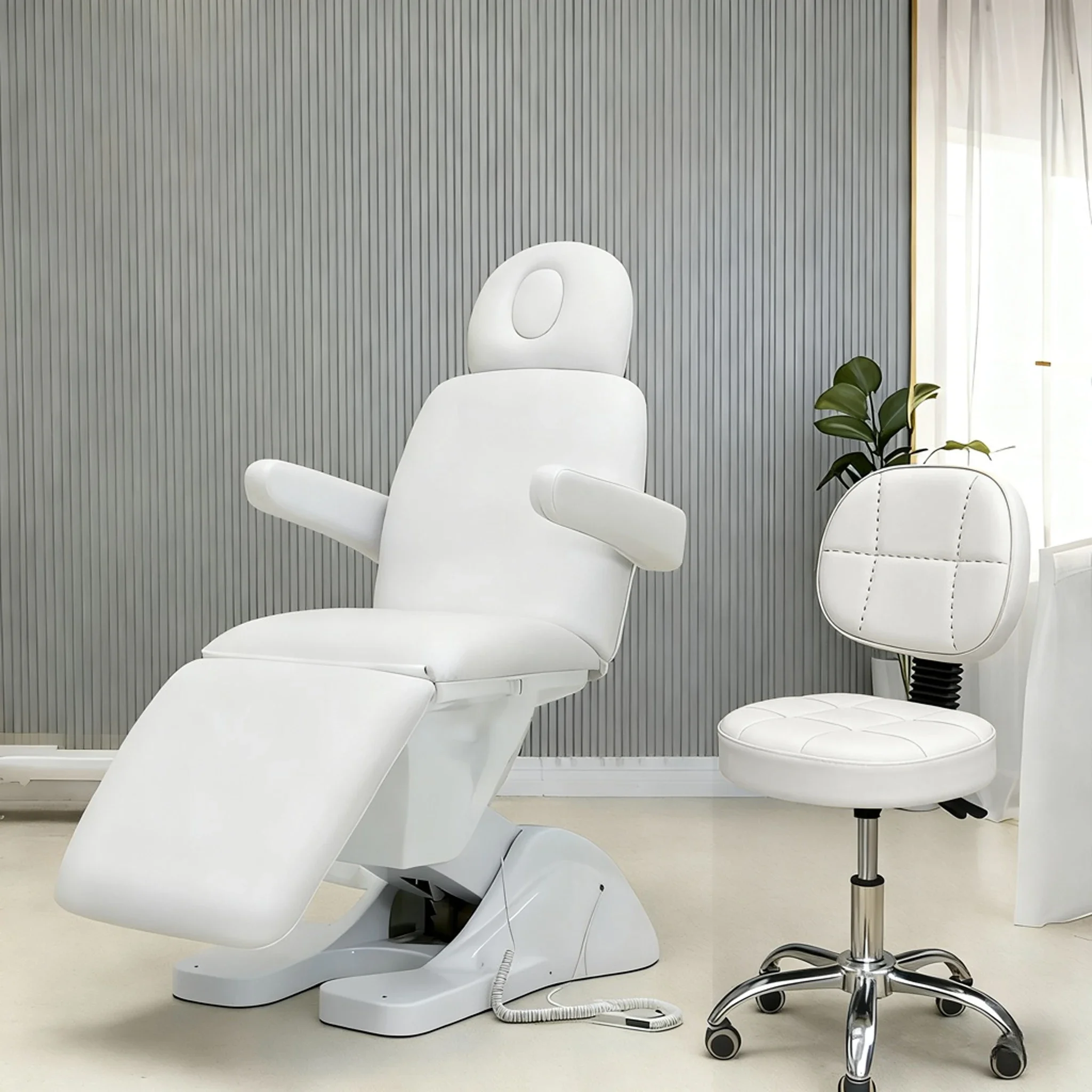 2026 Electric Beauty Bed Ultralow Price 3 Motor Salon Furniture Extension Massage Table Spa Facial Lash Beauty Bed for Salon
