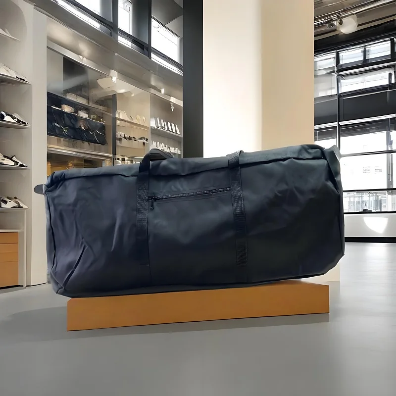 1 Black Outdoor Luggage Bag, Suitable for Outdoor Activities and Carrying Items Strong and Durable